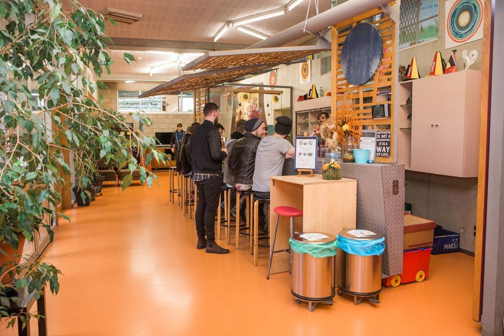 Hostel De Zandpoort Mechelen Bagian luar foto